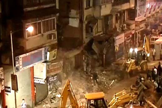 2 dead Mumbai Bldg crash